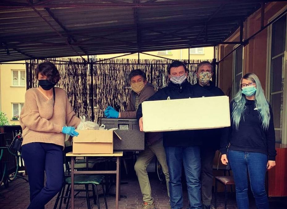 Obiady dla potrzebujących dzięki Fundacji Wolne Miejsce